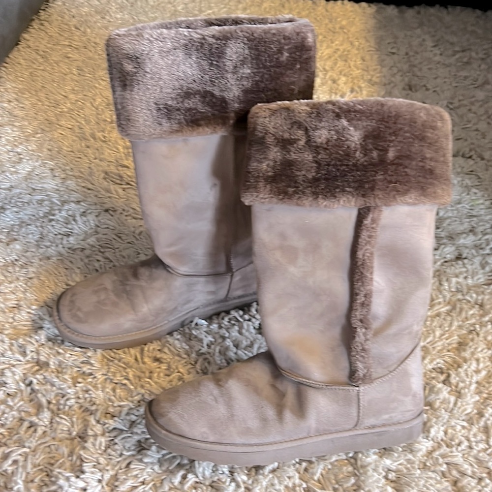 Furr lined boots (faux) brown-worn once